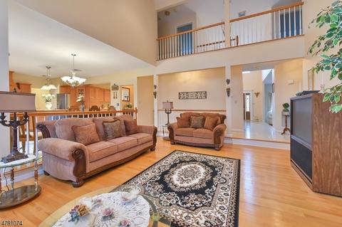 82 Patrick Ave, Emerson, NJ 07630 photo 12