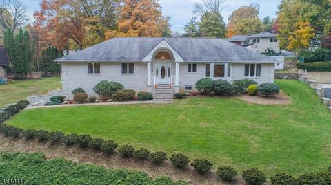 15 Lisa Ln, Wayne, NJ 07470 photo 1