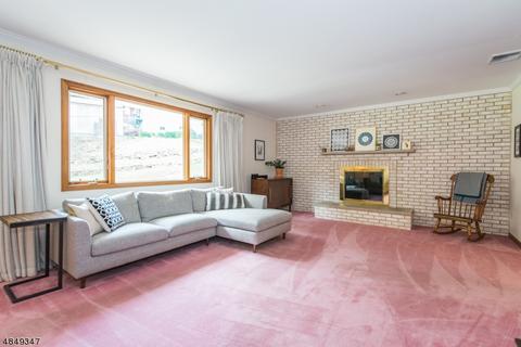 15 Lisa Ln, Wayne, NJ 07470 photo 7