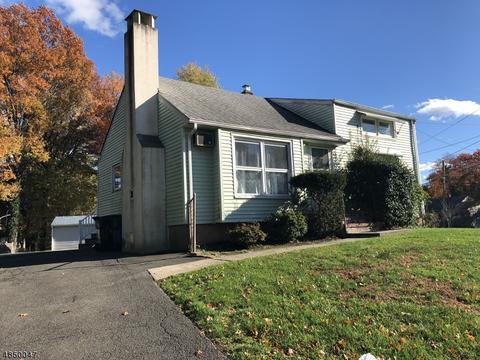 701 Loretta Ter, Plainfield, NJ 07062 photo 2