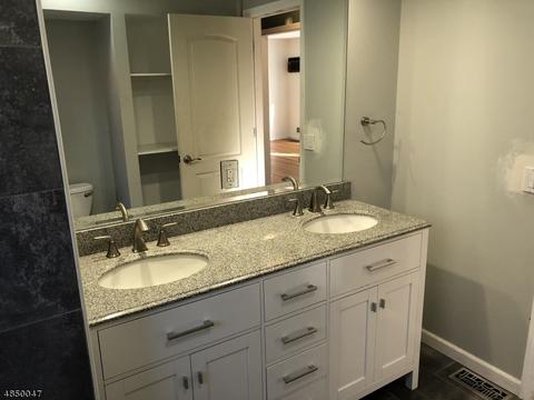 701 Loretta Ter, Plainfield, NJ 07062 photo 5