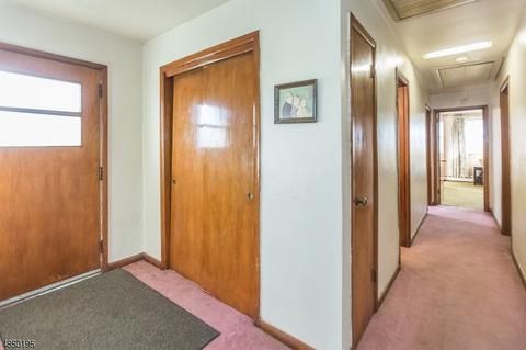 273 Newark Pompton Tpke, Wayne, NJ 07470 photo 2