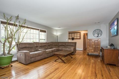 687 Indian Rd, Wayne, NJ 07470 photo 6