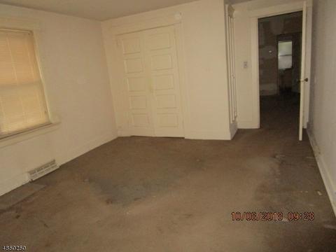 129 Terhune Dr, Wayne, NJ 07470 photo 8