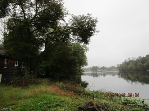 129 Terhune Dr, Wayne, NJ 07470 photo 14
