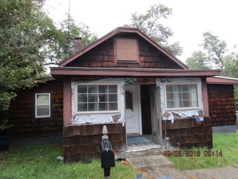 129 Terhune Dr, Wayne, NJ 07470 photo 1