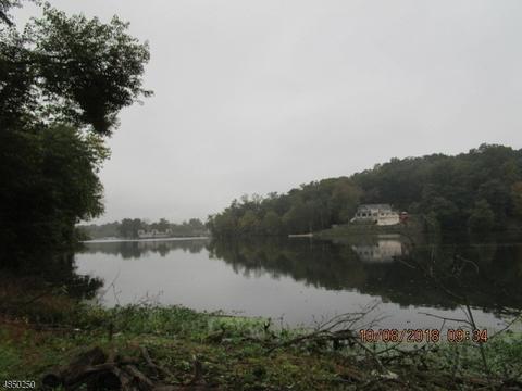 129 Terhune Dr, Wayne, NJ 07470 photo 13