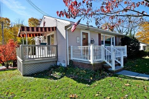 200 4th St, Hackettstown, NJ 07840 photo 2