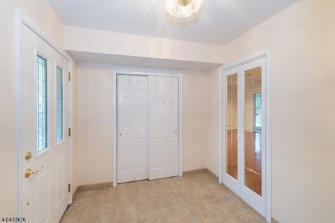 71 Hurst Ter, Wayne, NJ 07470 photo 5
