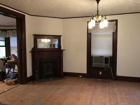 75 Valley Rd, Montclair, NJ 07042 photo 4