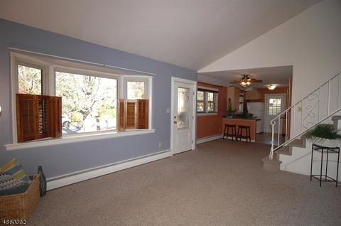 14 Corwin St, Randolph, NJ 07869 photo 4