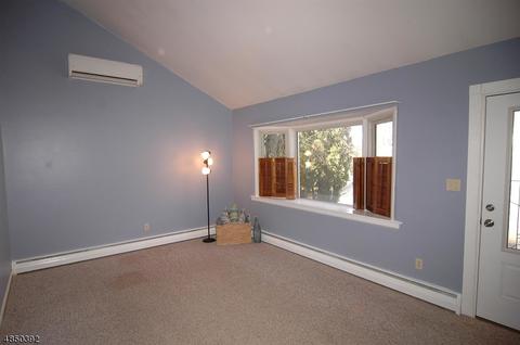 14 Corwin St, Randolph, NJ 07869 photo 3