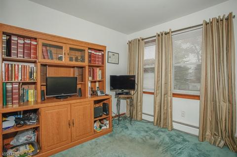 62 Schuler Ave, Waldwick, NJ 07463 photo 15