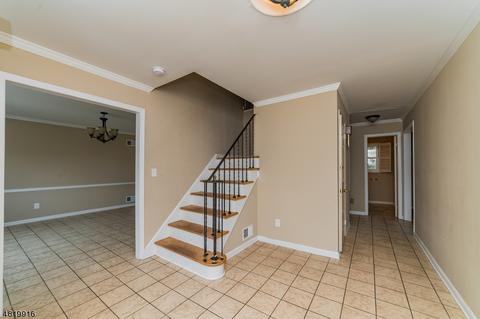 44 Golf Oval, Springfield, NJ 07081 photo 8