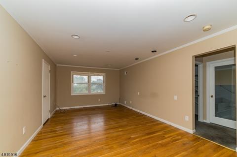 44 Golf Oval, Springfield, NJ 07081 photo 15