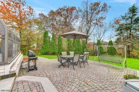 7 Bluebell Ct, Paramus, NJ 07652 photo 21
