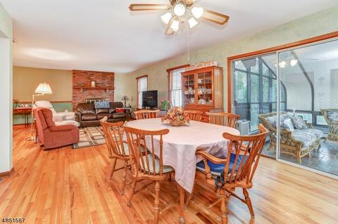 7 Bluebell Ct, Paramus, NJ 07652 photo 11