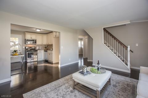 49 David Scott Dr, Wayne, NJ 07470 photo 2
