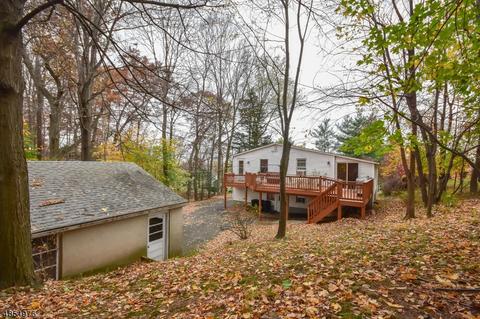 86 Suters Ln, Wayne, NJ 07470 photo 15