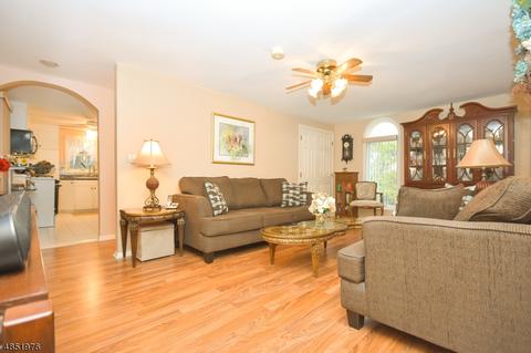 86 Suters Ln, Wayne, NJ 07470 photo 7