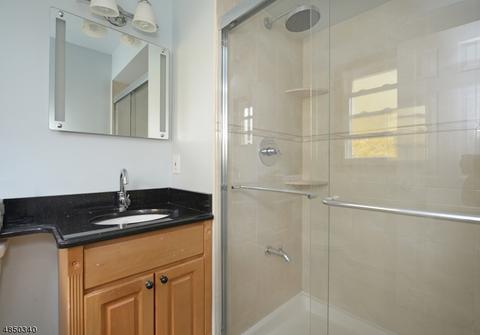 7 Mountain Ridge Dr, Wayne, NJ 07470 photo 12