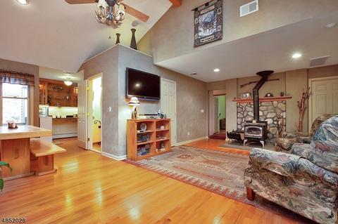 57 Prospect St, Nutley, NJ 07110 photo 8