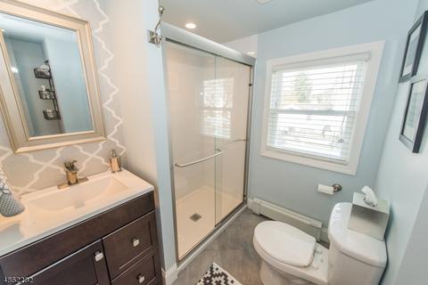 13 Chapel Pl, Wayne, NJ 07470 photo 18
