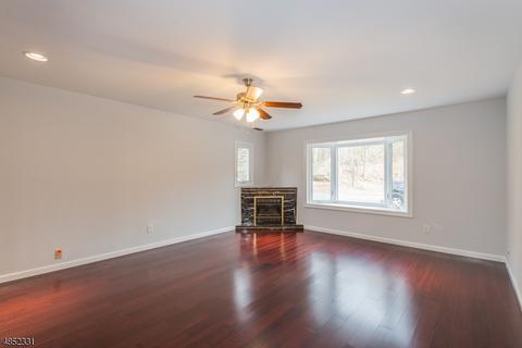 46 Chicopee Dr, Wayne, NJ 07470 photo 5