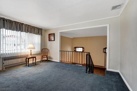 40 Clinton Ave, Springfield, NJ 07081 photo 4