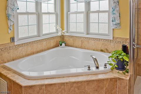 86 Helms Mill Rd, Hackettstown, NJ 07840 photo 15