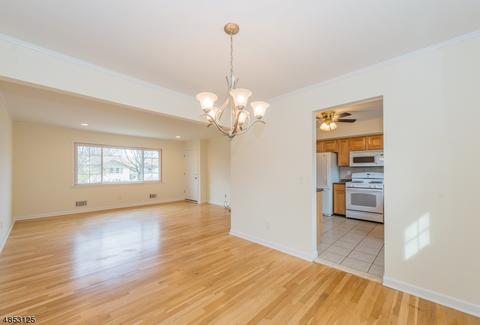 4 Borman Dr, Wanaque, NJ 07465 photo 5