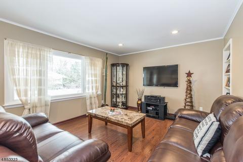 24 Wendt Ln, Wayne, NJ 07470 photo 6