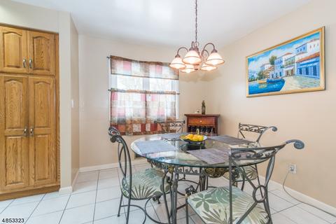 24 Wendt Ln, Wayne, NJ 07470 photo 5