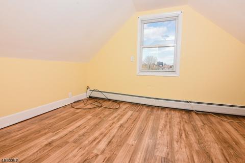 56 Wallington Ave, Wallington, NJ 07057 photo 12