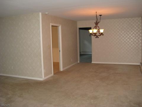 15 Arrowhead Dr, Upper Saddle River, NJ 07458 photo 7