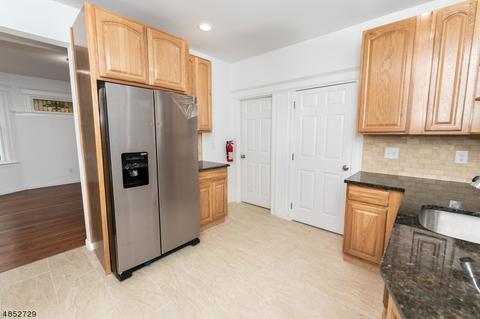 152 Frances Pl, Hillside, NJ 07205 photo 4