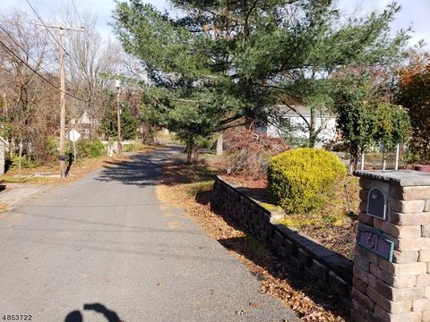 61 Maple Ln, Wayne, NJ 07470 photo 4