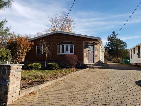 61 Maple Ln, Wayne, NJ 07470 photo 2