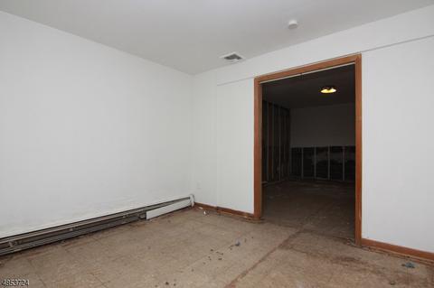 440 W Lookout Ave, Hackensack, NJ 07601 photo 17