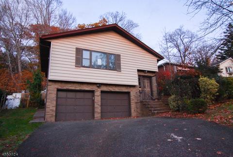 440 W Lookout Ave, Hackensack, NJ 07601 photo 1