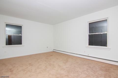 440 W Lookout Ave, Hackensack, NJ 07601 photo 5