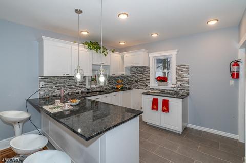 608 E 3rd Ave, Roselle, NJ 07203 photo 12