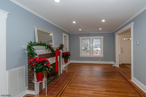 608 E 3rd Ave, Roselle, NJ 07203 photo 7