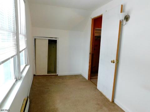 20 Buen Ln, Wayne, NJ 07470 photo 8