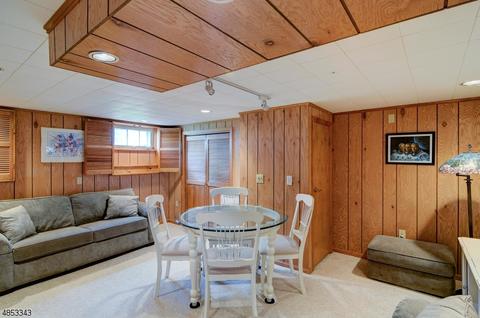 36 Skyline Dr, Clark, NJ 07066 photo 14