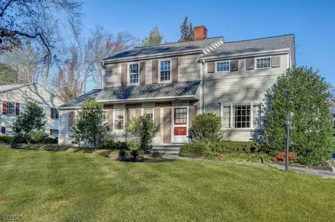 5 Garden Rd, Summit, NJ 07901 photo 2