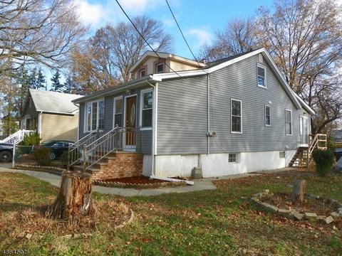 510 Riverside Dr, Wayne, NJ 07470 photo 1