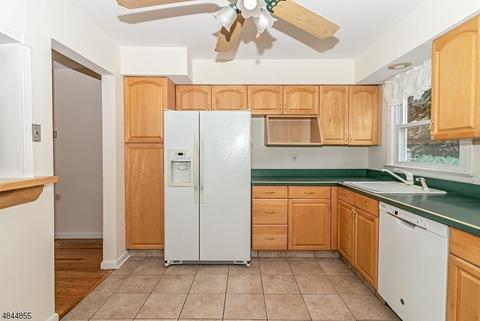5 Layng Ter, Springfield, NJ 07081 photo 10