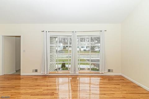 5 Layng Ter, Springfield, NJ 07081 photo 5