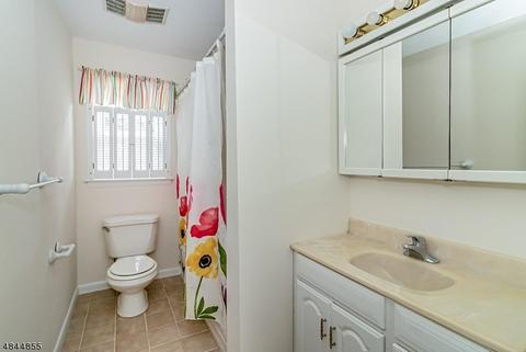 5 Layng Ter, Springfield, NJ 07081 photo 17